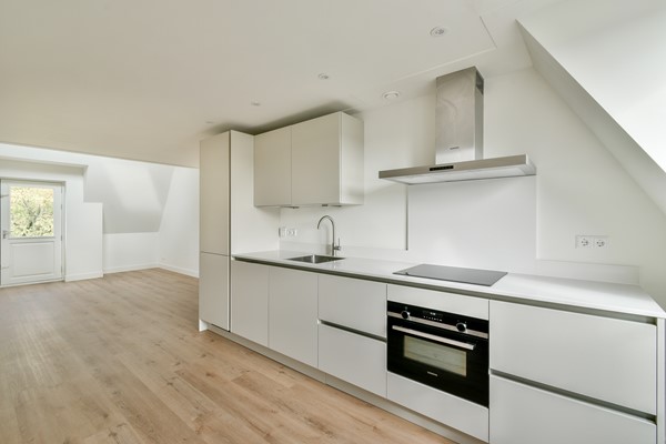 Medium property photo - Churchill-laan 187-4, 1078 DZ Amsterdam